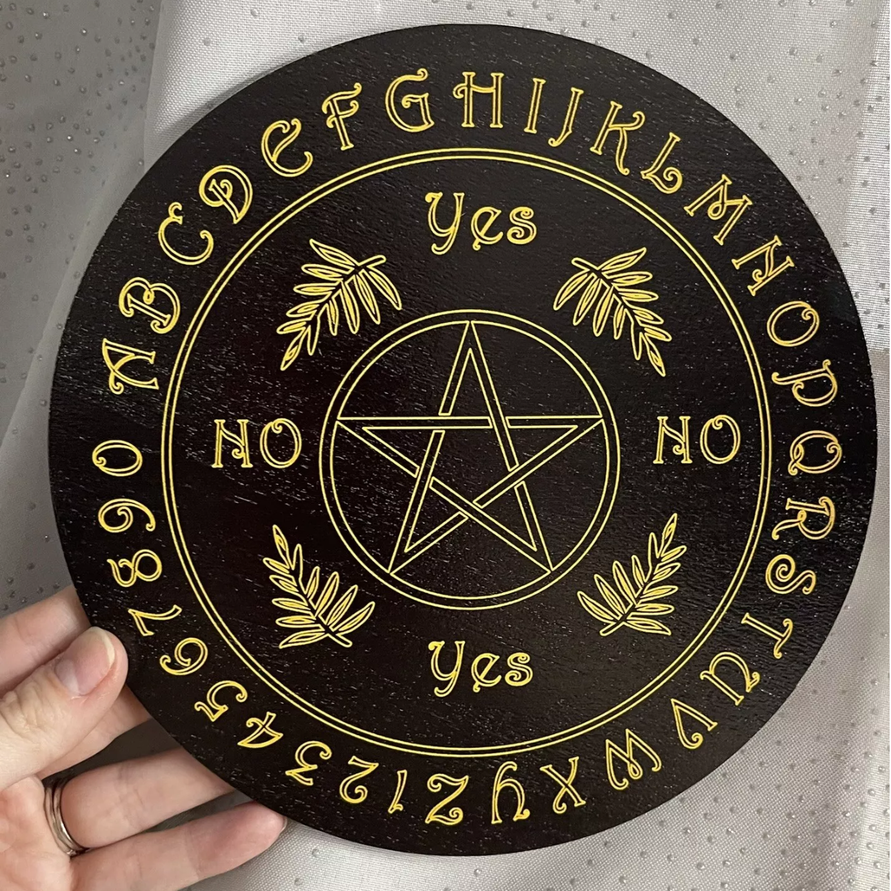 PENDULUM BOARD WITH PENTAGRAM 20 X 20 CM CRYSTAL SPIRIT BOARD