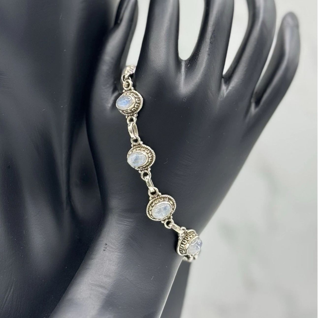 Rainbow Moonstone Stunning Bracelet 925 Sterling Silver Gemstone