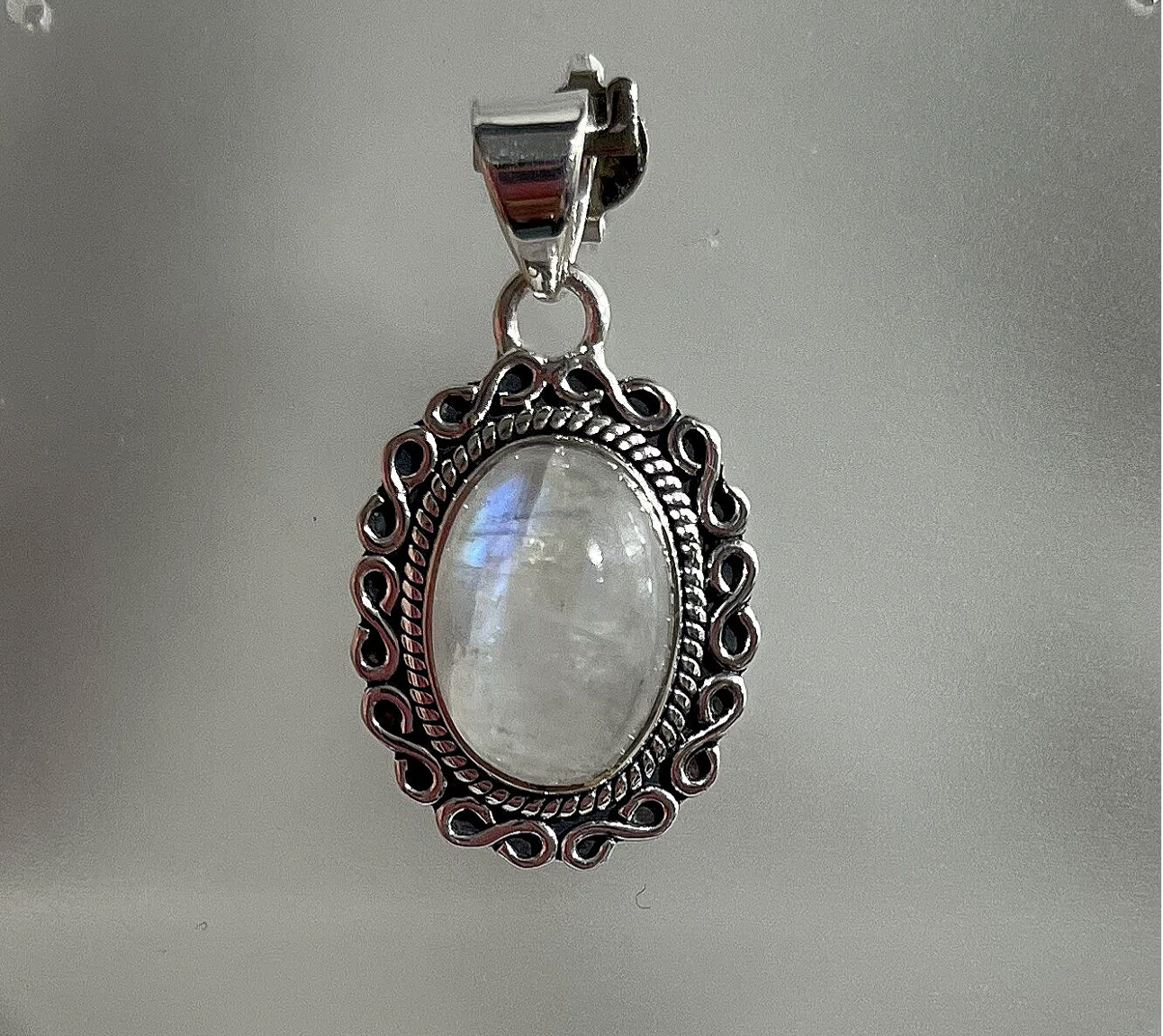 Rainbow Moonstone Cab Gemstone Pendant 925 Sterling Silver