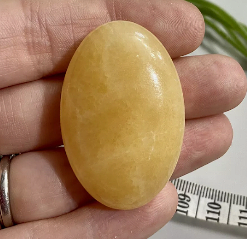 ORANGE CALCITE 3x4.5cm Polished Palm Stone