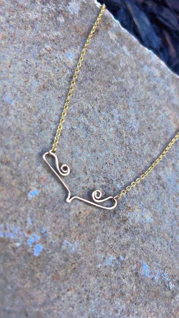 14/20kt real gold fill swirl wire necklace