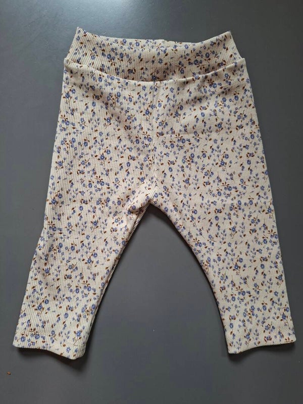 Ribstof blauwe bloemetjes