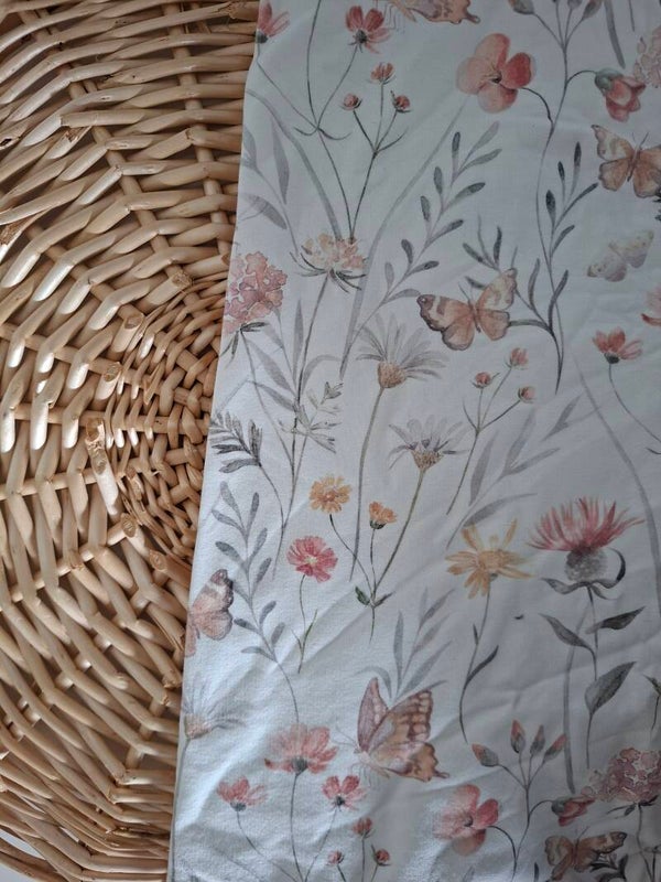 Cirkelrokje vlinders en bloemen
