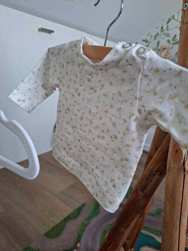 Longsleeve, boxpakje en mutsje