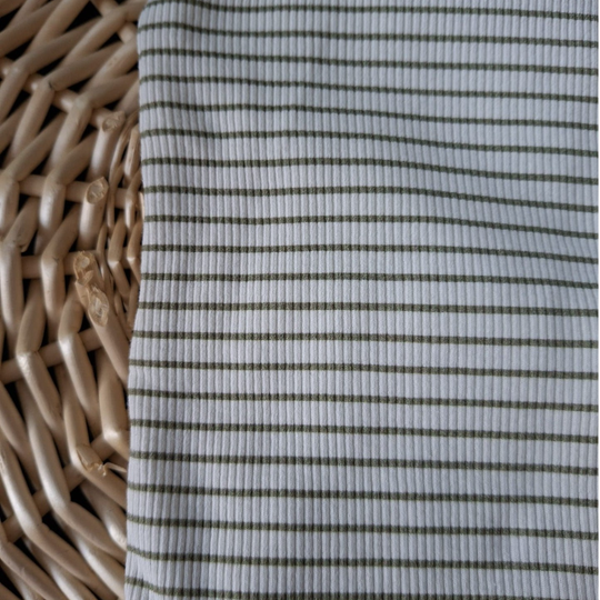 Ribstof olijfgroene strepen