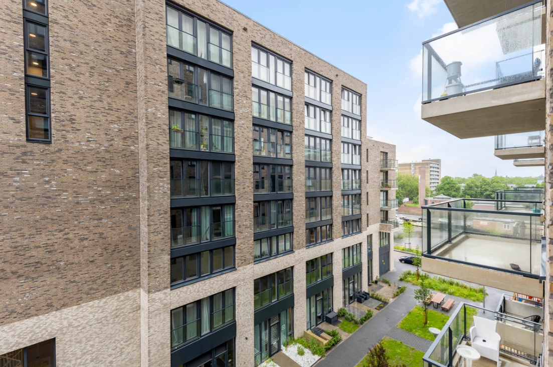 Den Haag Studio near THUAS ( 1e Lulofsdwarsstraat 16 K )