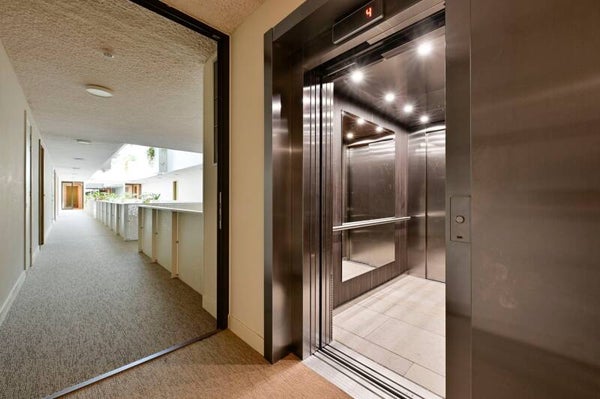 Amsterdam - Appartement ( Complex De Cube ) nabij de AHK