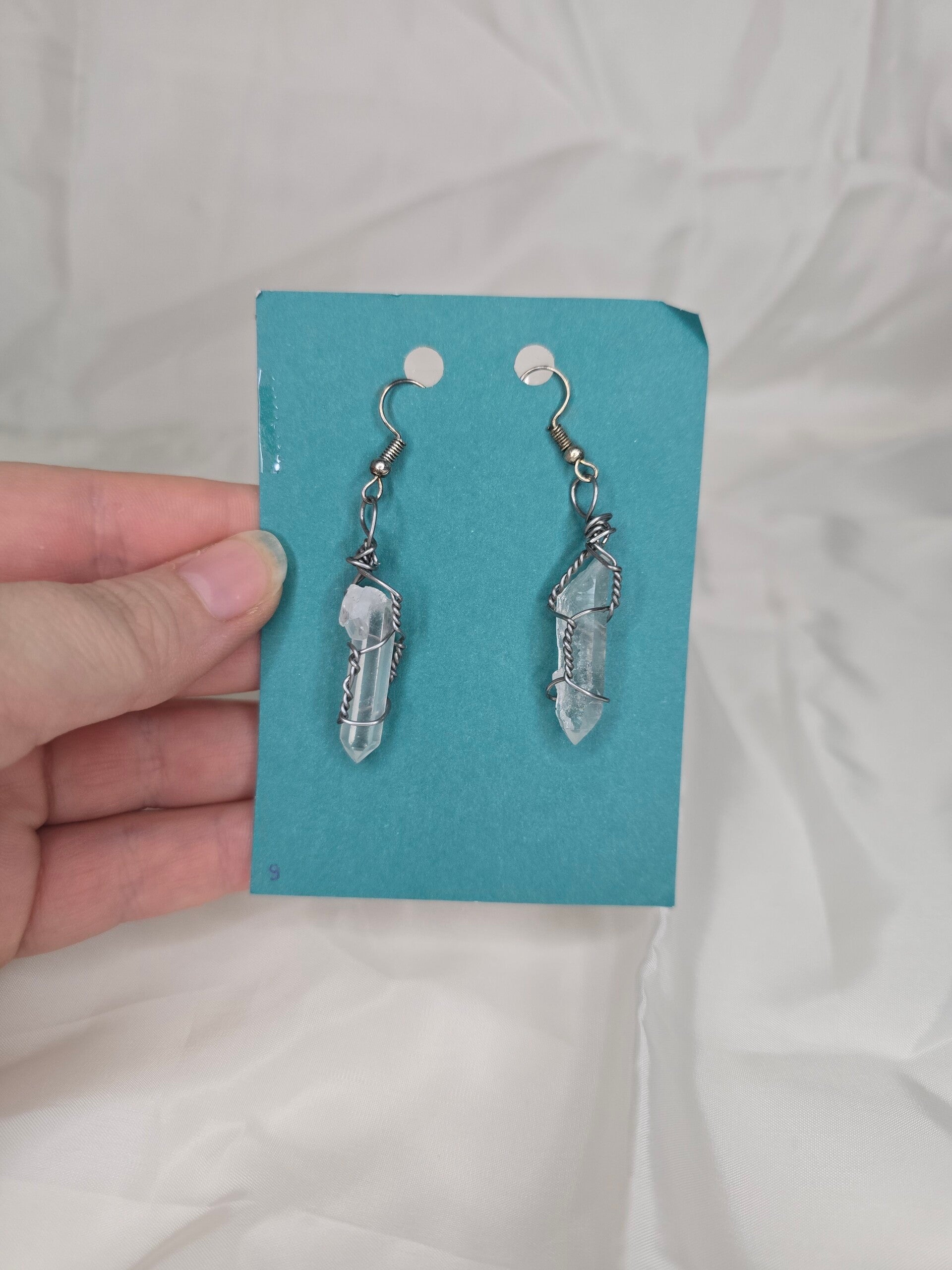 Bergkristal oorbellen