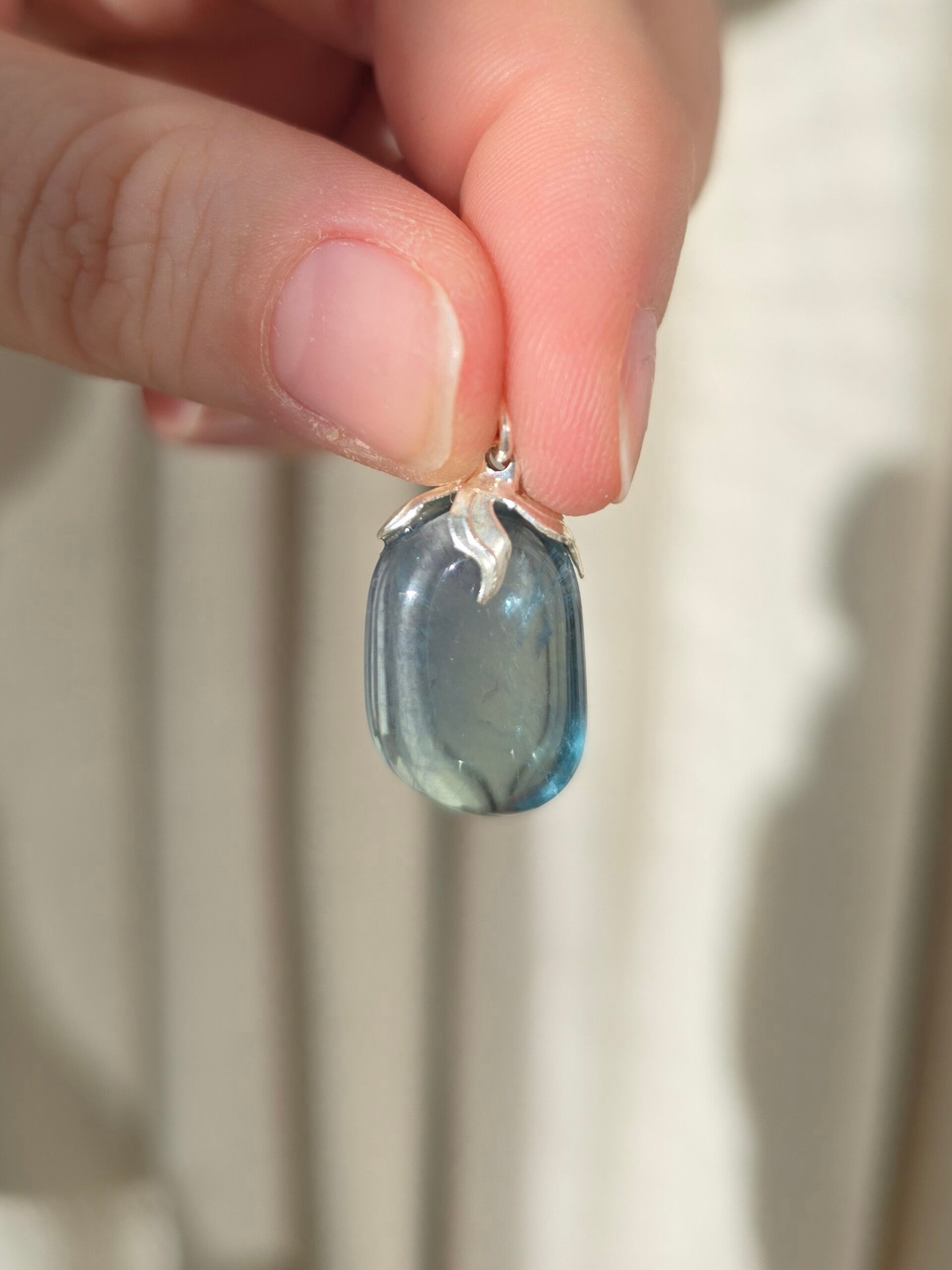 Blauwe fluoriet ketting bedel