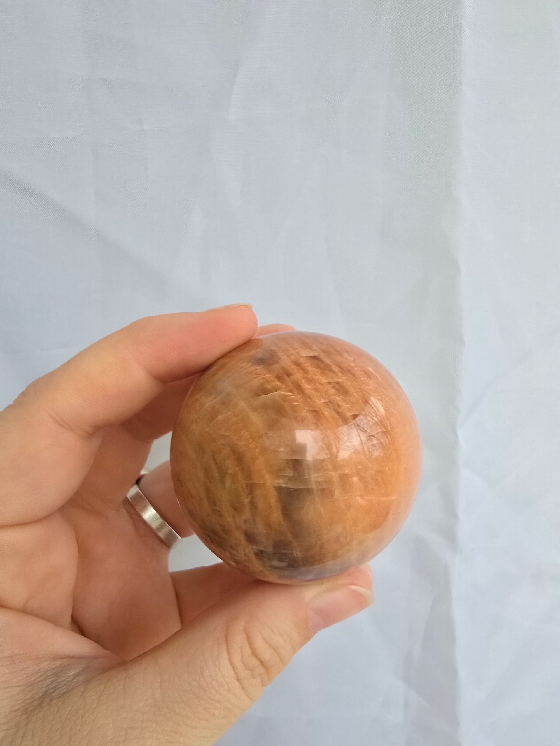 Perzik maansteen bol