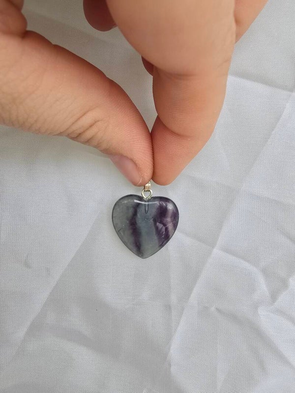 Fluoriet ketting bedel