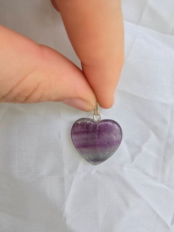 Fluoriet ketting bedel