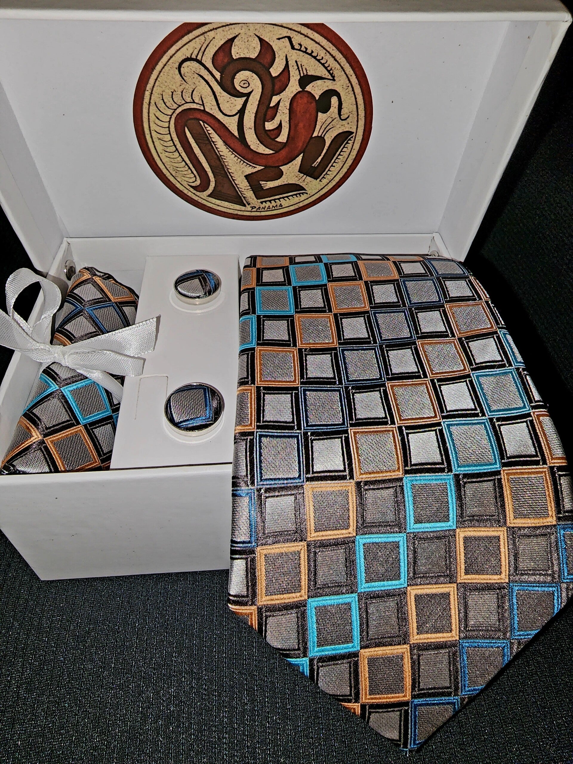 Men's Silk Squares  Necktie Set.