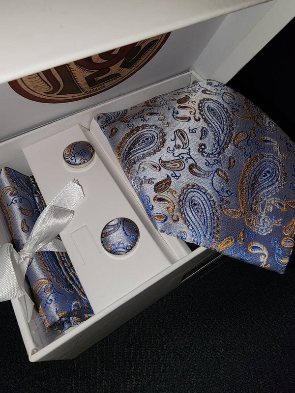 Delano Silk Paisley Necktie Set.