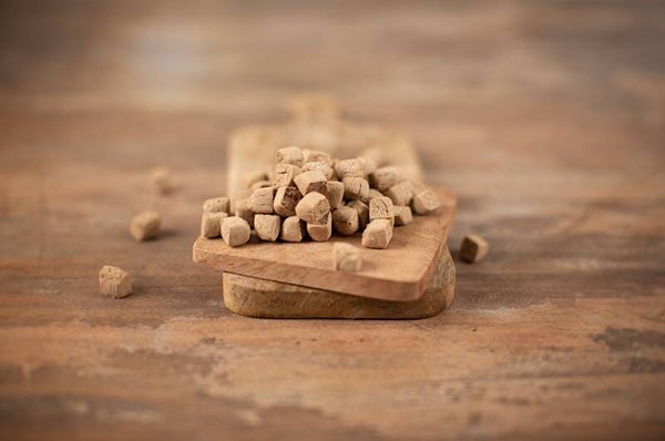 Paul & Paulina - Mini Canapé Kaninchen mit Preiselbeeren