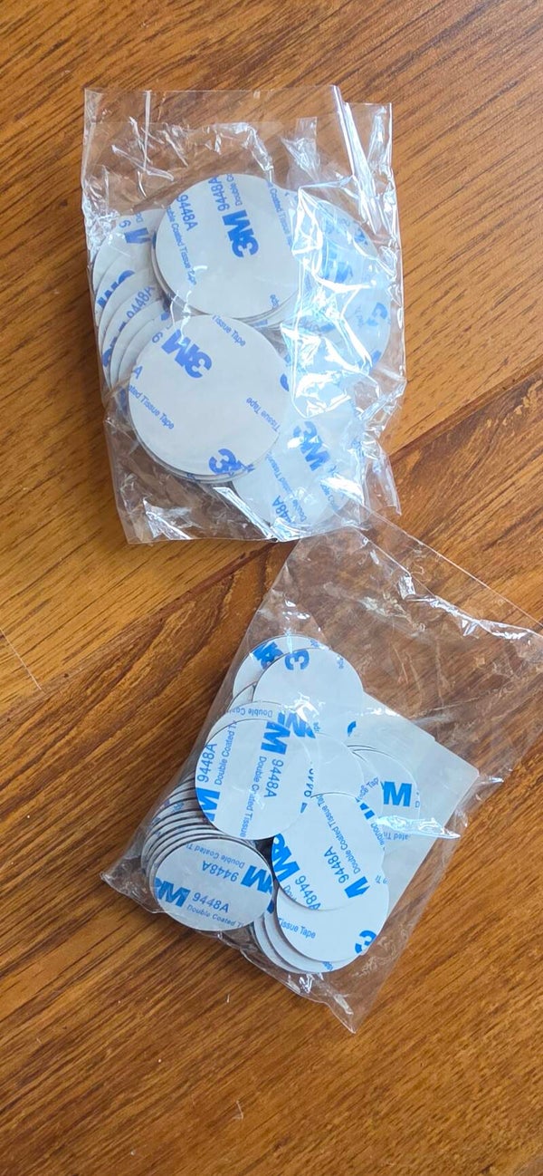 Dubbelzijdig klevende "pads"