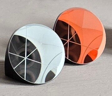 CornerCube prisma (size M)