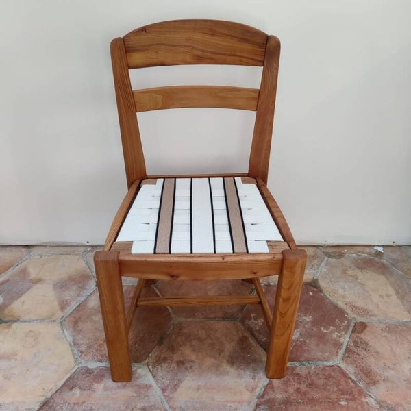 Chaise tissée
