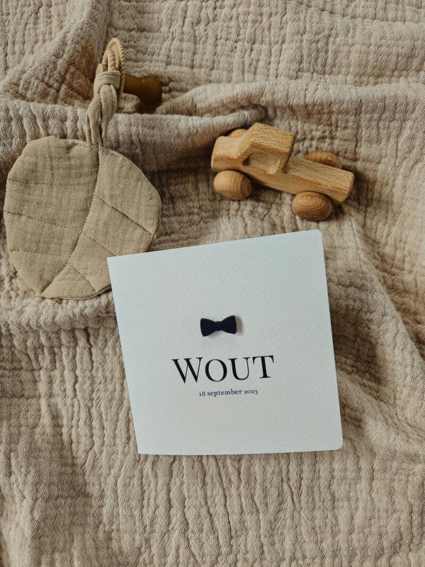 Geboortekaartje - blauw hout strikje