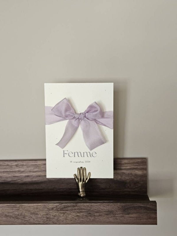 Geboortekaartje - lila zijden lint