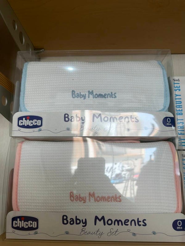 Set baby moments