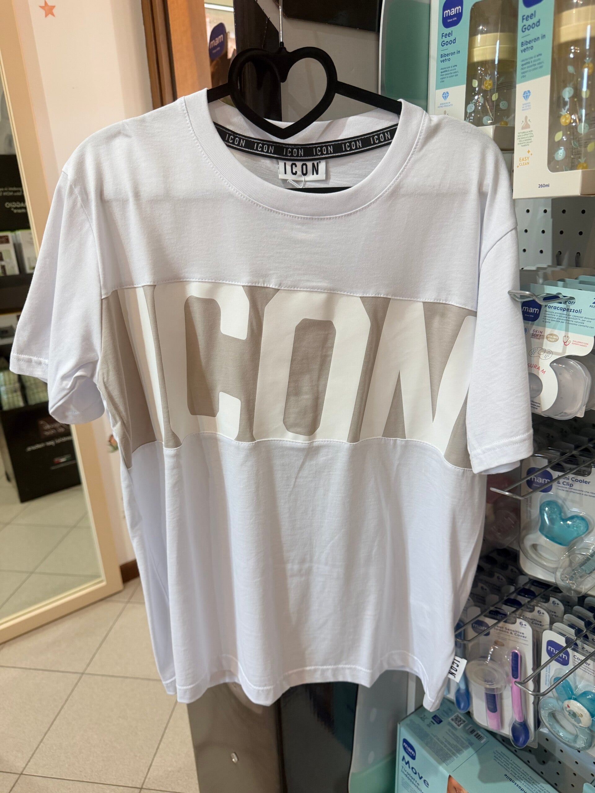 Maglia bianca  icon