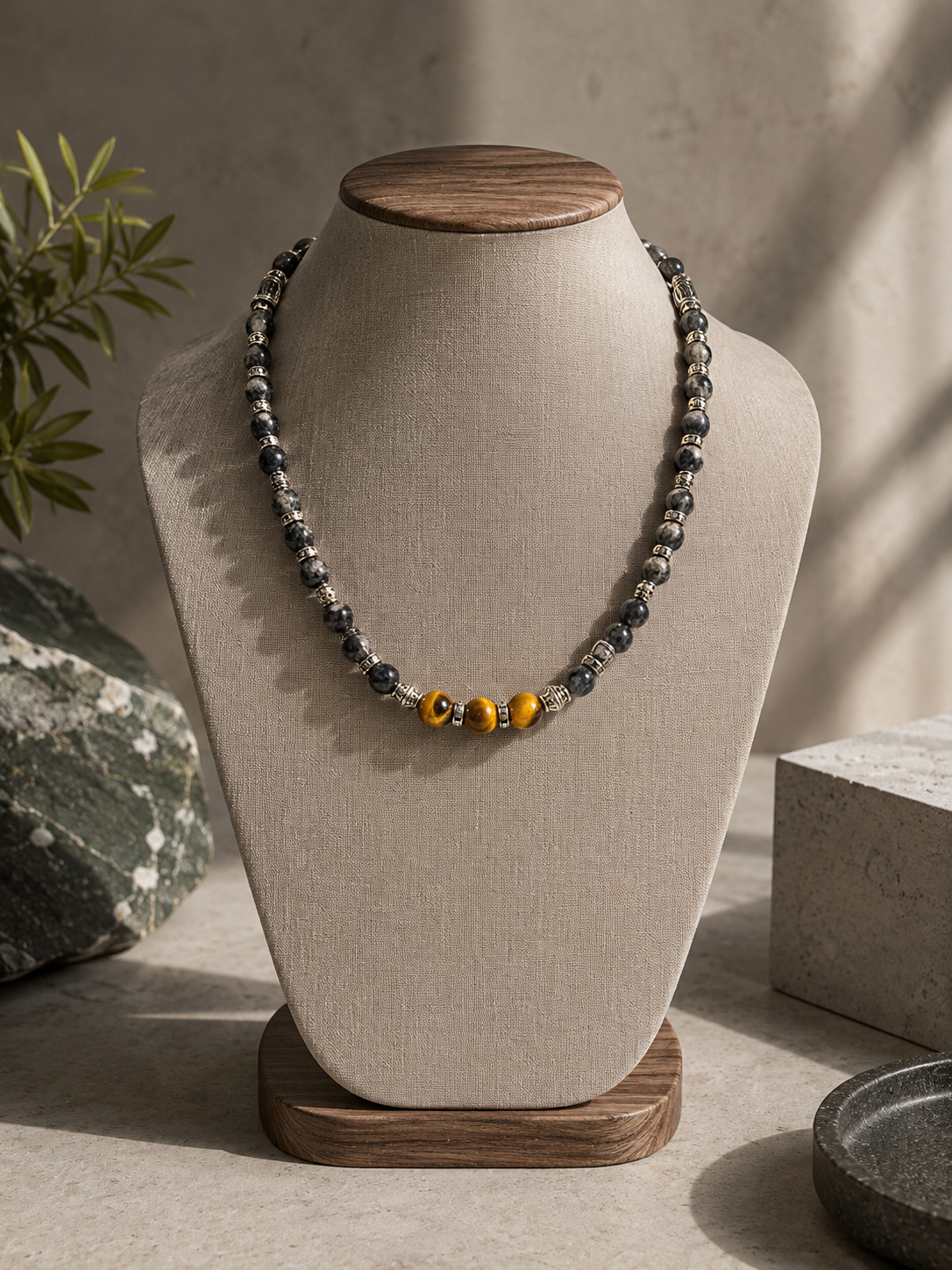 Collana Uomo – Nero e Oro