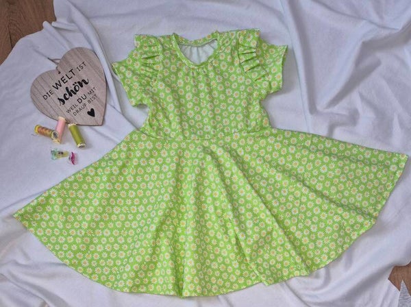 Gr. 116 - Frühlingskleid Gänseblümchen