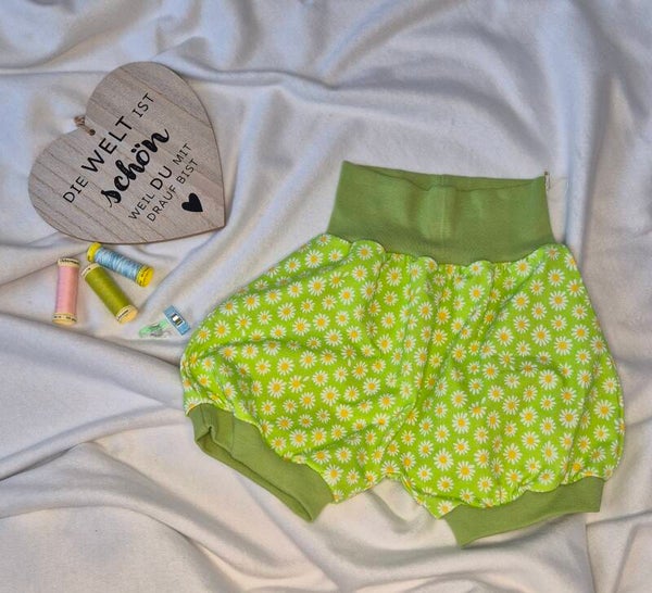 Gr. 92 kurze Gänseblümchenpumpi