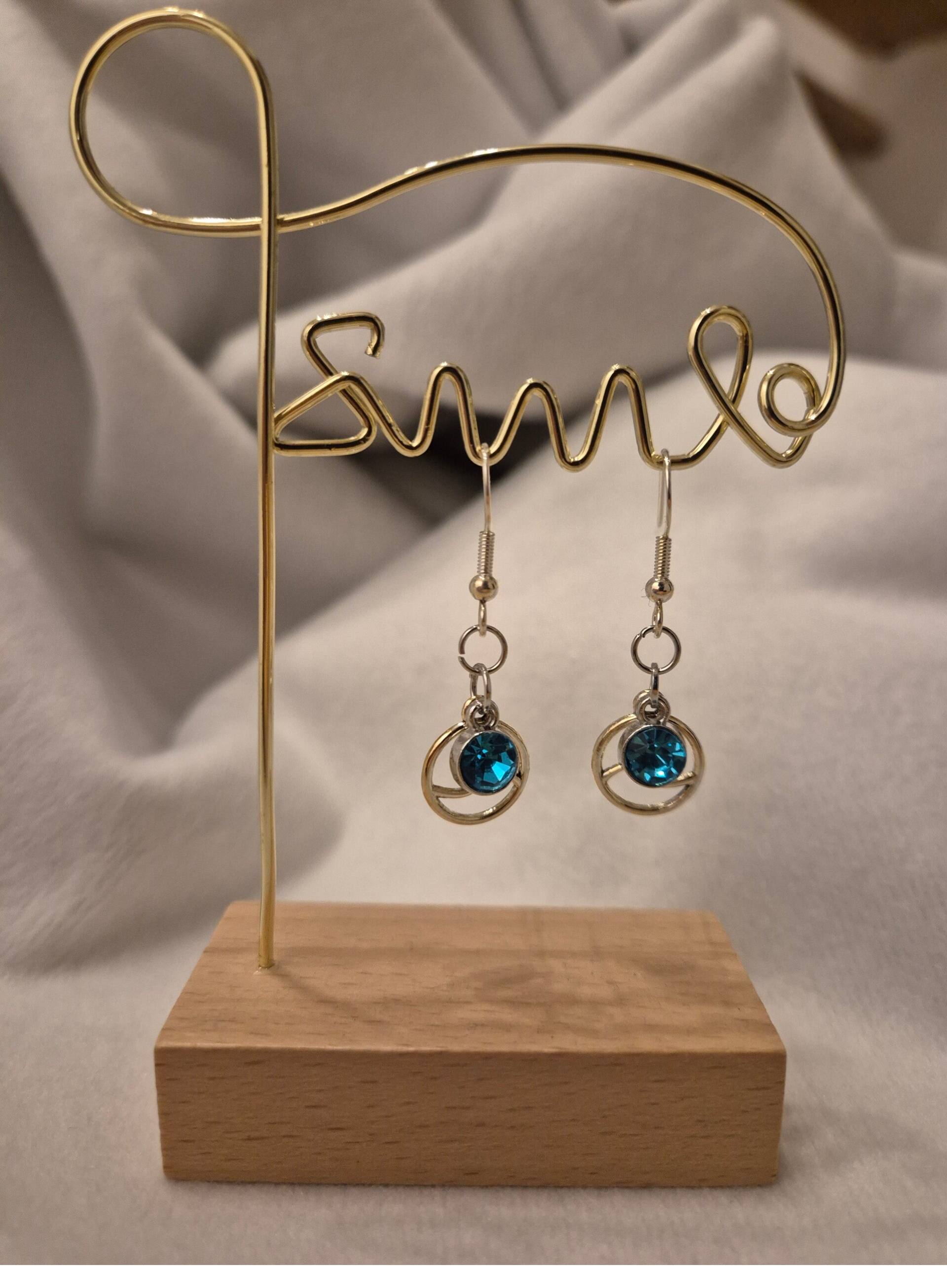 Ohrring "Wellenblaues Funkeln"