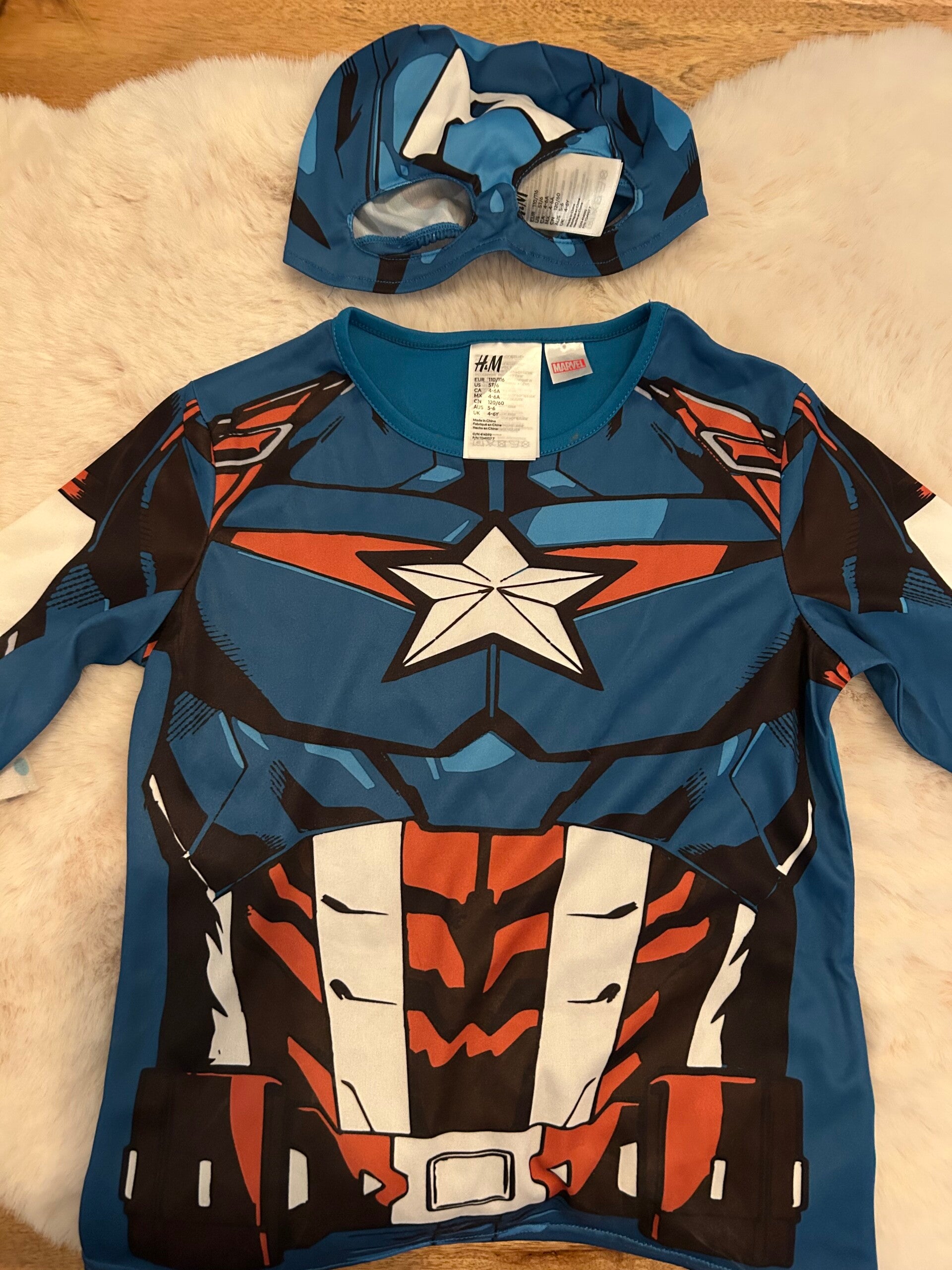 Superhelden pak maat 110 H&M