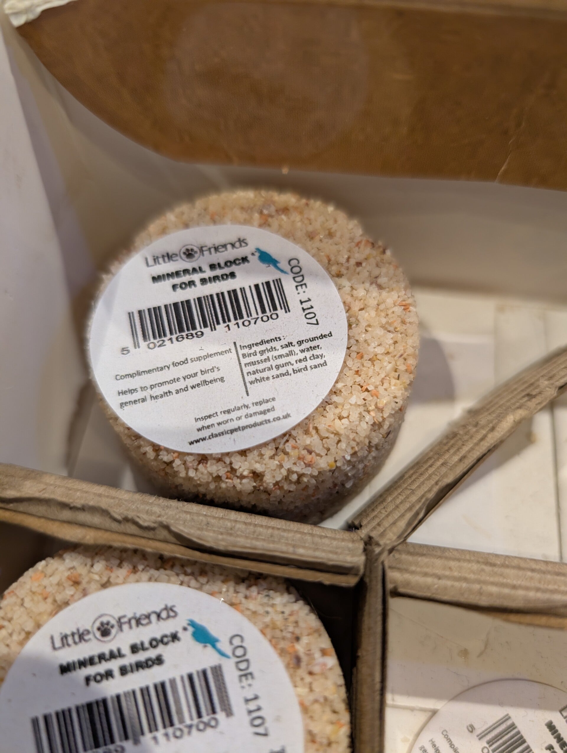 Little Friends mineral block