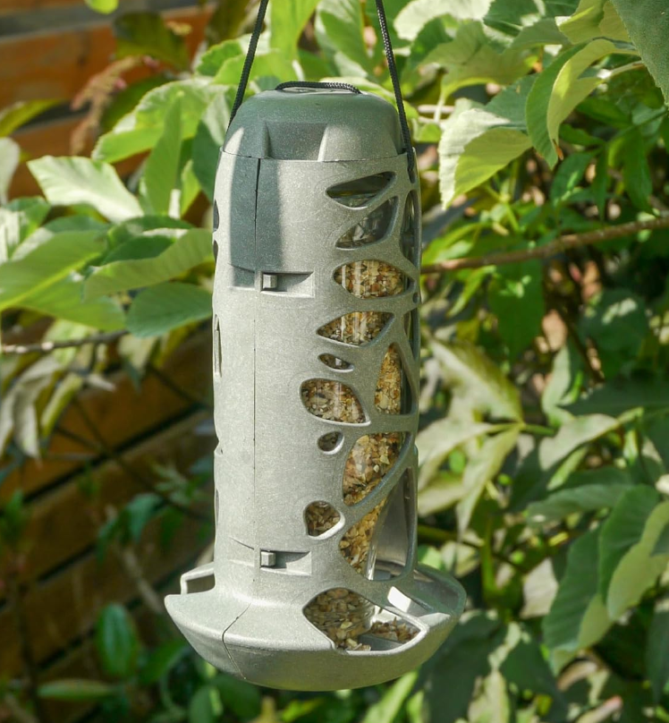 Rosewood Bottle Feeder