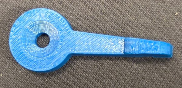 Mandensleutels in de kleur blauw in 3D geprint