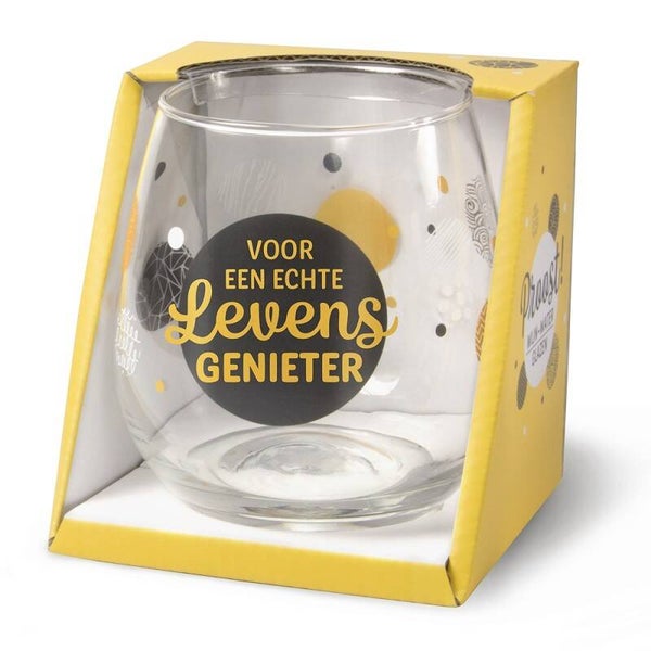 Wijn waterglas levensgenieter