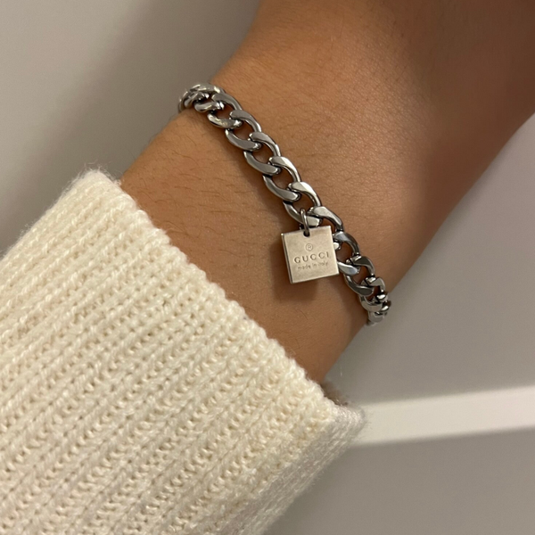 Authentic small Gucci square charm - bracelet.