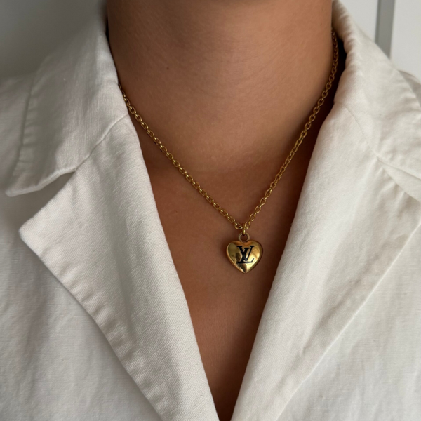 Louis Vuitton small heart keychain charm - Necklace.