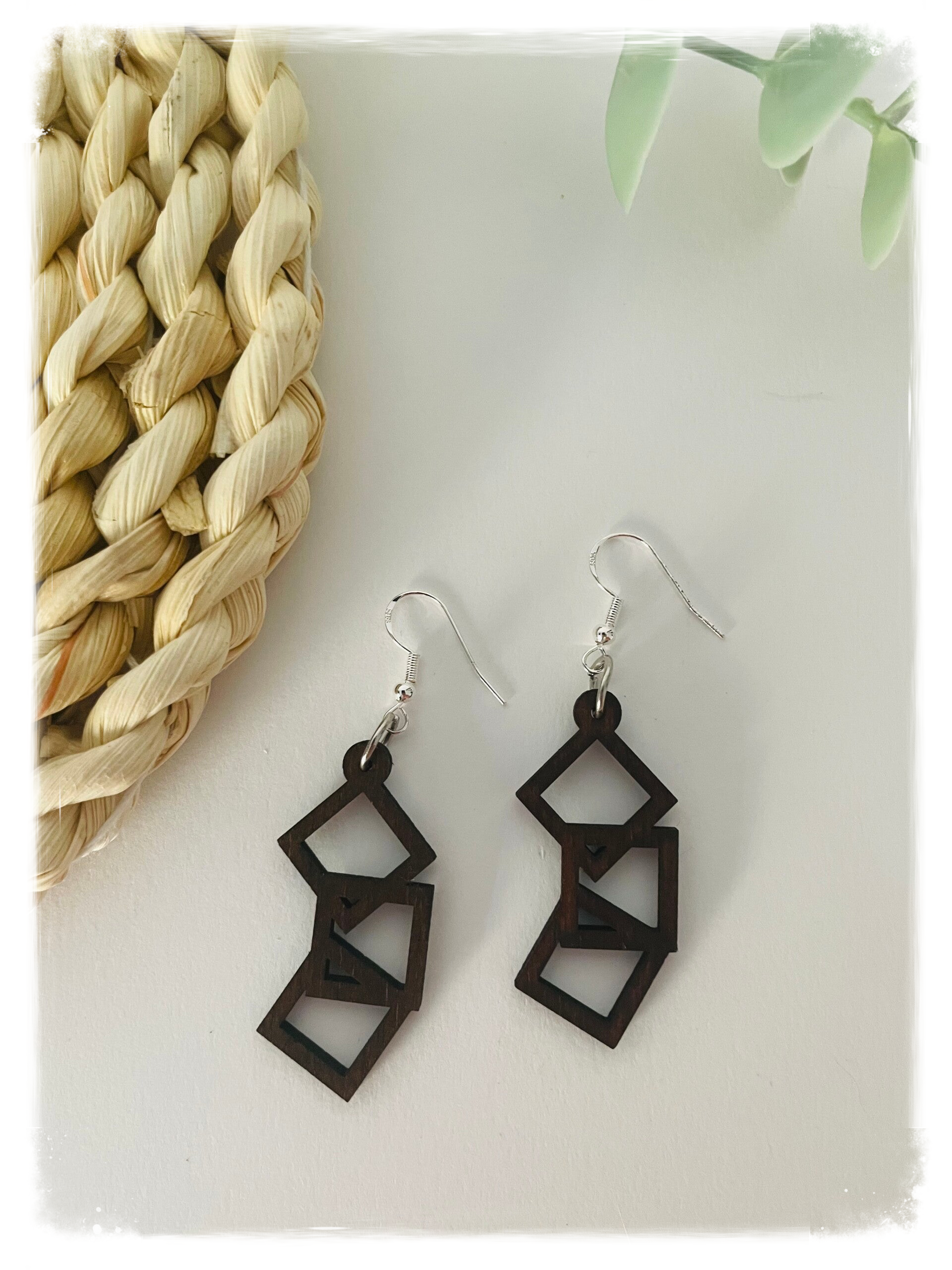 PENDIENTES DE MADERA