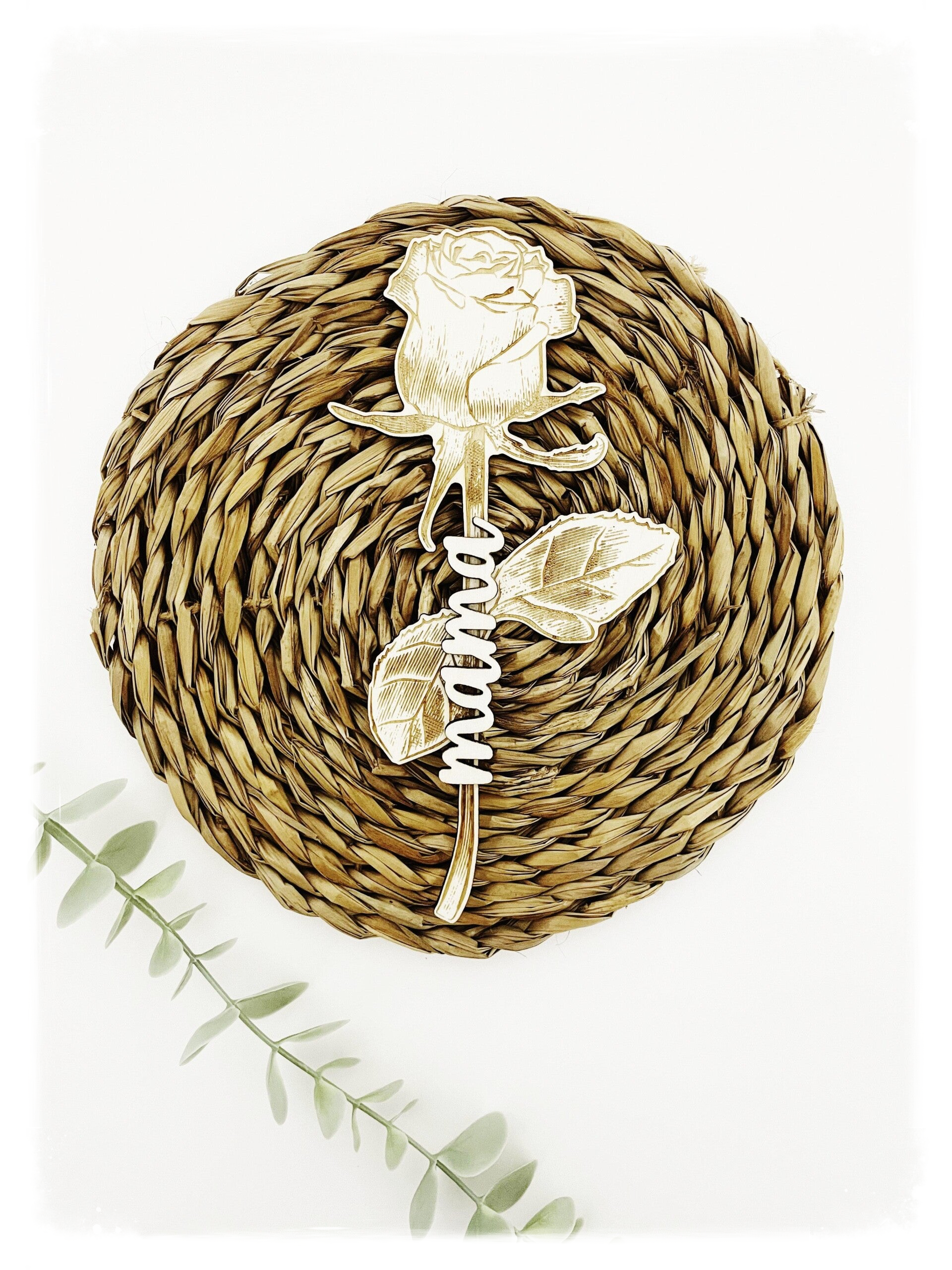 ROSA DE MADERA NOMBRE