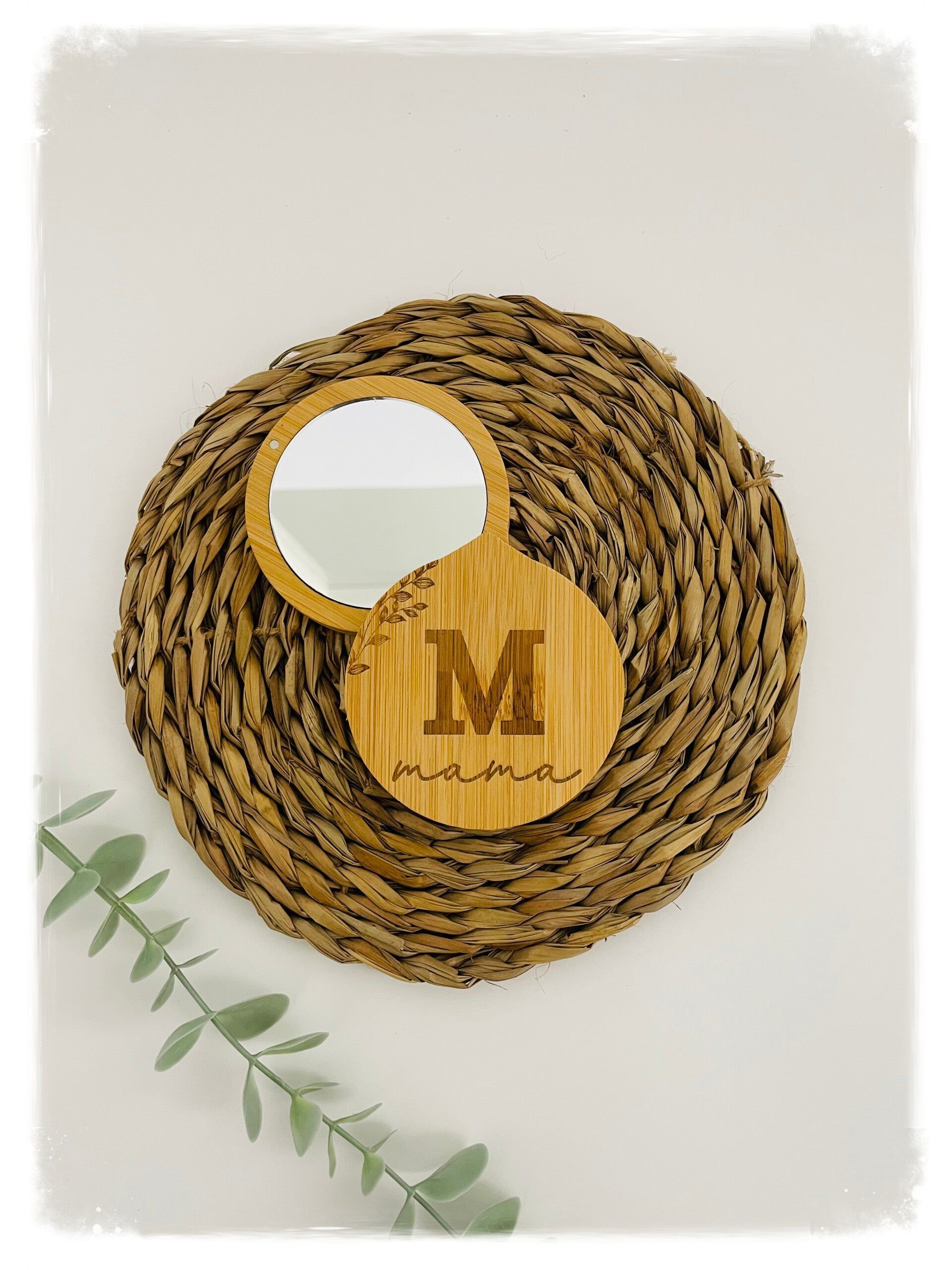 ESPEJO BAMBÚ CON TAPA MAMÁ