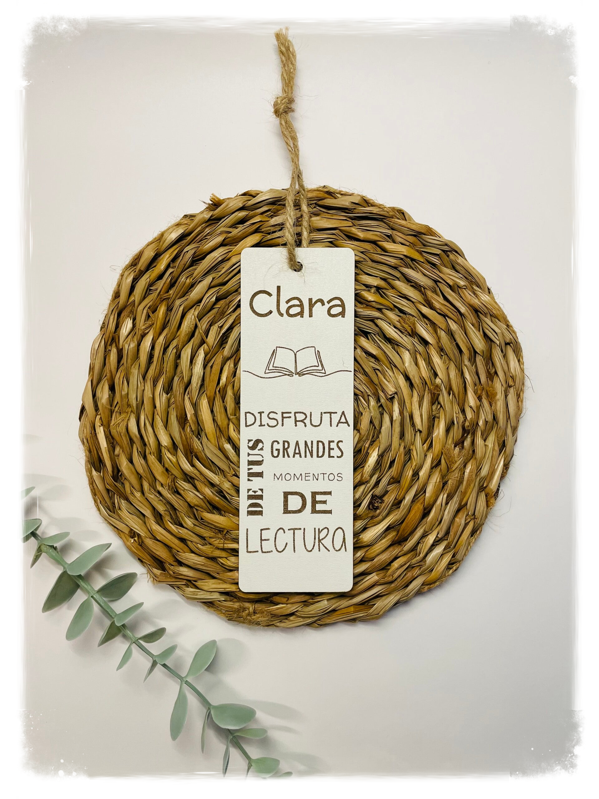 MARCAPÁGINAS PUNTO DE LIBRO MADERA BLANCA