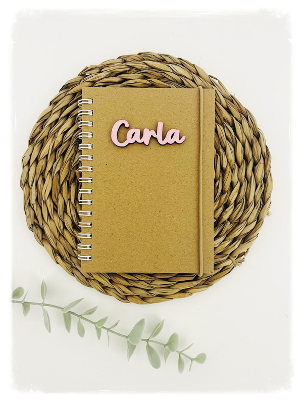 LIBRETA KRAFT NOMBRE MADERA COLOR