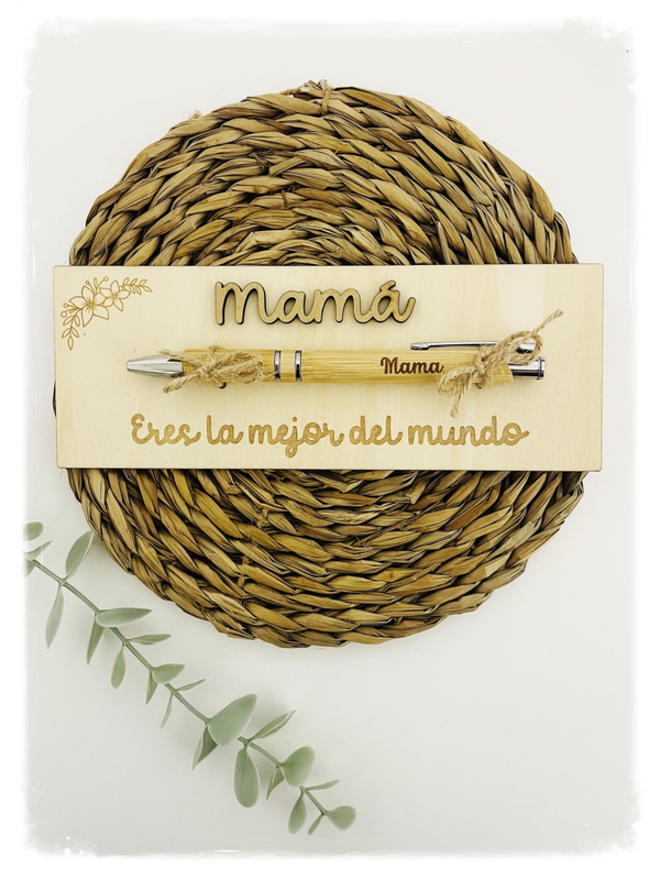 BOLÍGRAFO CON BASE DE MADERA MAMÁ