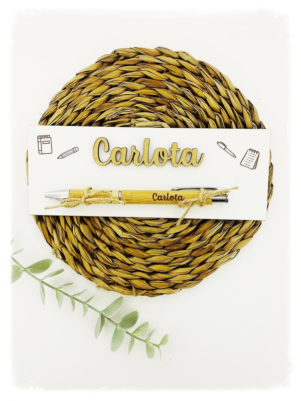 BOLÍGRAFO CON BASE DE MADERA BLANCA