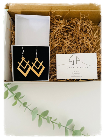 PENDIENTES DE MADERA