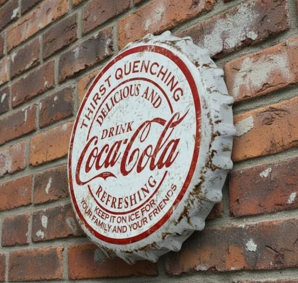 Coca-Cola XL Kroonkurk Bord - 'Thirst Quenching' Slogan (Ø 43 cm)