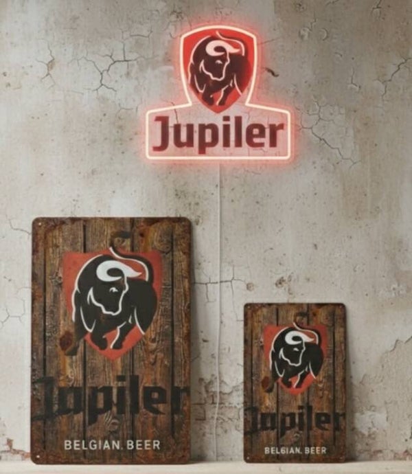 Jupiler Metalen Bord - Rustieke Houtlook Stier