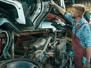 Tecnico carrozziere delle autoriparazioni