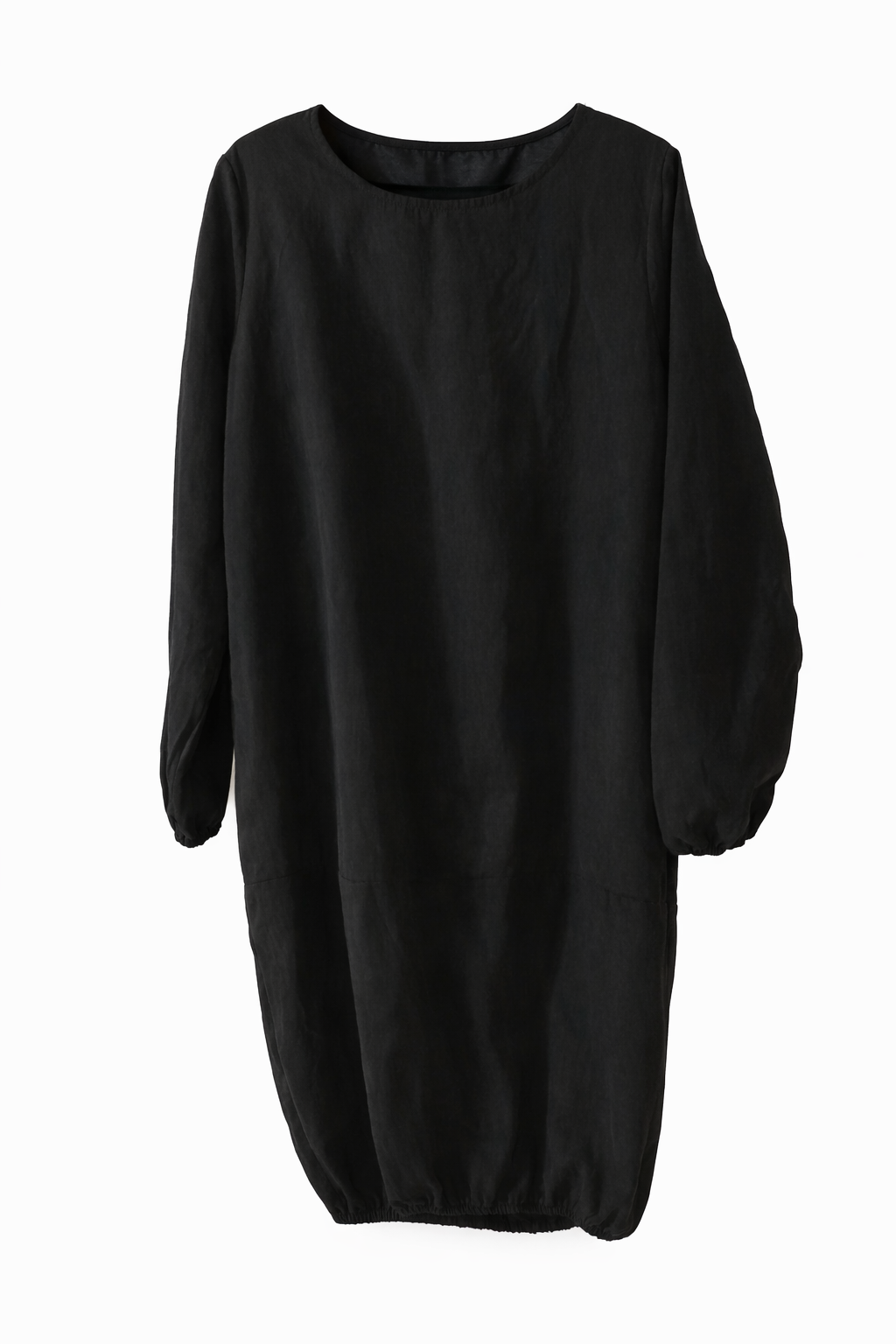 Black Dress With Elastic Cuffs and Hem. Has Pockets. Lined. One Size.