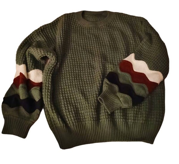 She + Sky Oversized Sweater. Green With Beige, Maroon And Navy Design On Sleeves. Size Small. 100% Acrylic